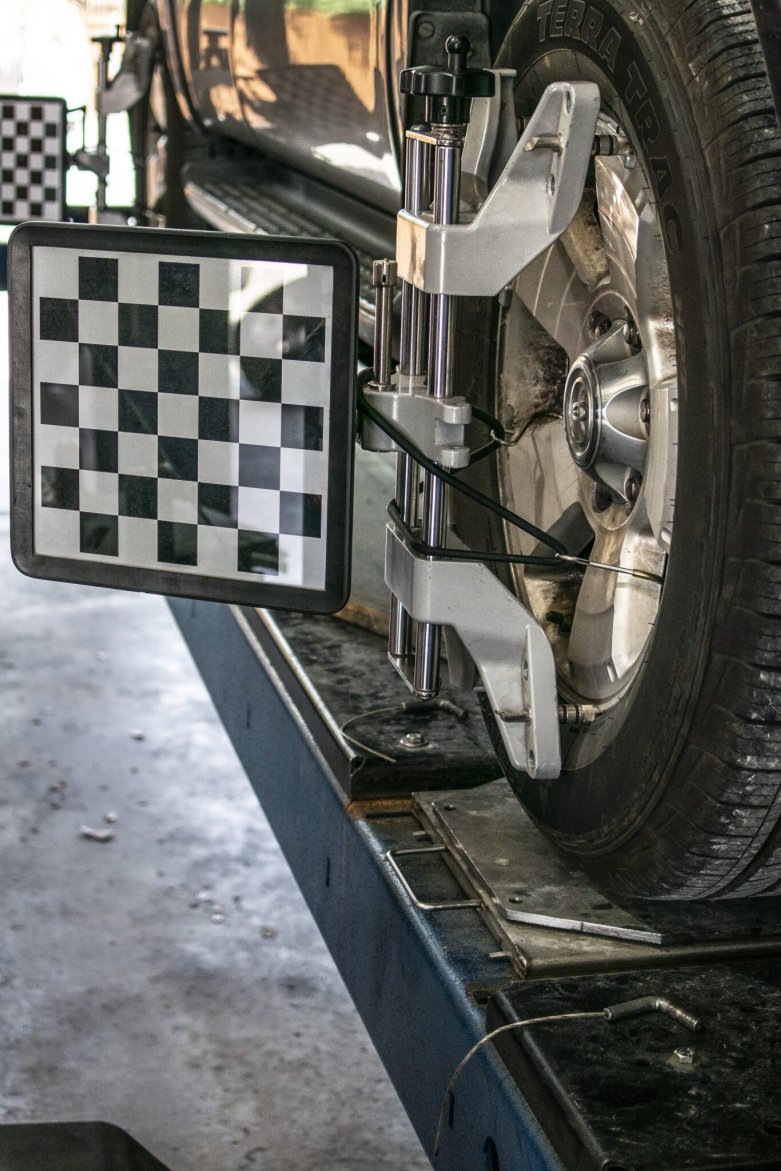 Elektromos autók futóműve, a jövő közlekedésének alapja